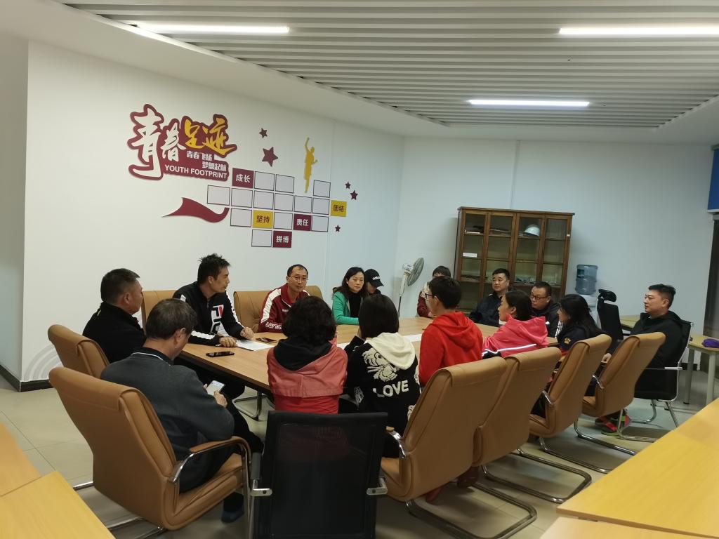 太阳成集团tyc122ccvip组织全系教师安全教育学习